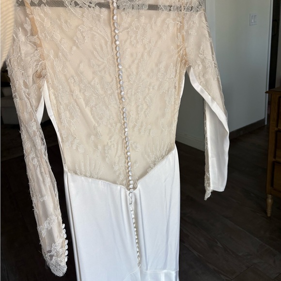 Pronovias Rachel Wedding Dress Size 4 - Picture 7 of 11